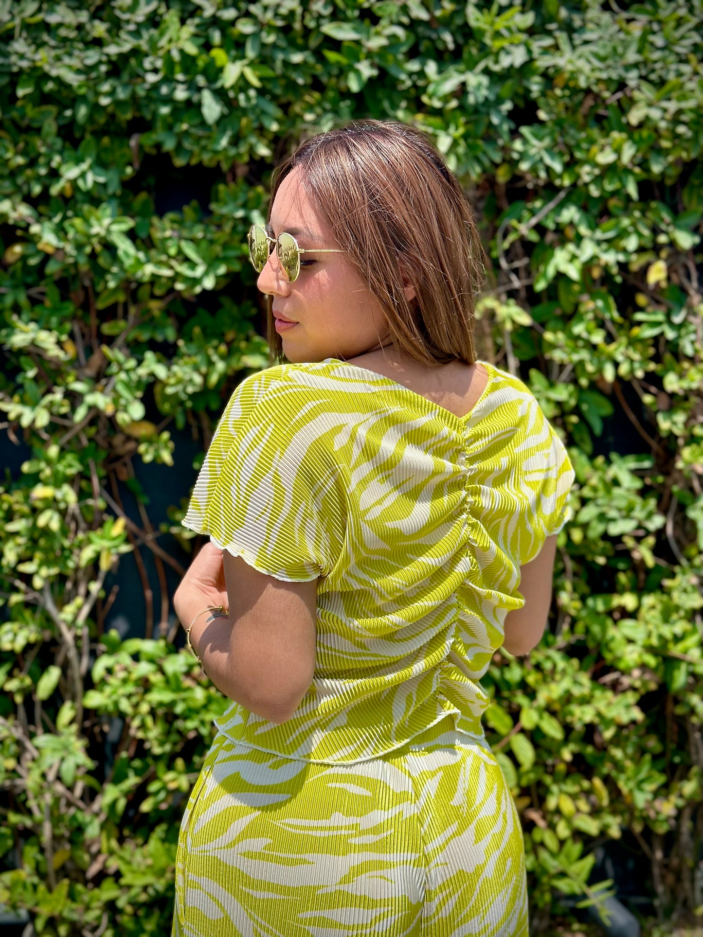 Top Leal - Verde Lima
