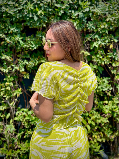 Top Leal - Verde Lima